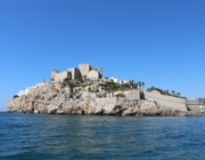 Descubre la magia del turismo de senderismo en la Sierra de Espadán, Castellón